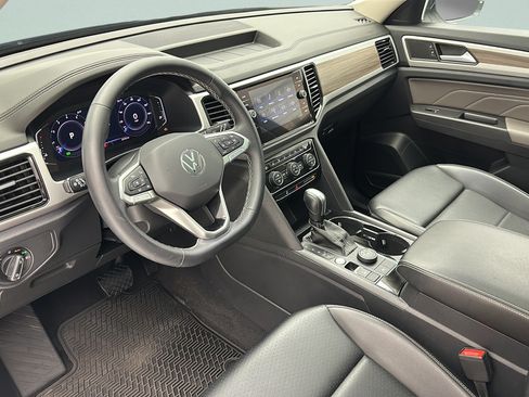 Used 2022 Volkswagen Atlas SEL AWD/4WD image 12