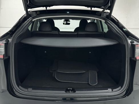 Used 2023 Tesla Model Y Long Range image 41