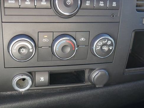 Used 2010 GMC Sierra 1500 SLE w/ Power Pack Plus image 19