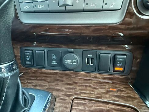 Used 2020 Nissan Armada SL w/ Premium Package image 28