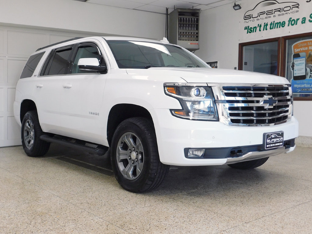 Used 2017 Chevrolet Tahoe LT w/ Luxury Package AWD/4WD image 3