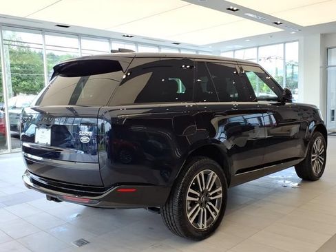 Used 2023 Land Rover Range Rover SE AWD/4WD image 15