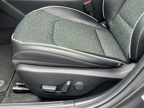 Certified 2025 Kia K4 GT-Line w/ GT-Line Sunroof Package FWD image 18