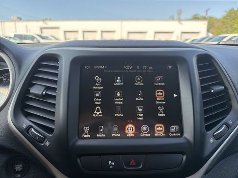 Used 2018 Jeep Cherokee Limited w/ High Altitude Package AWD/4WD image 24