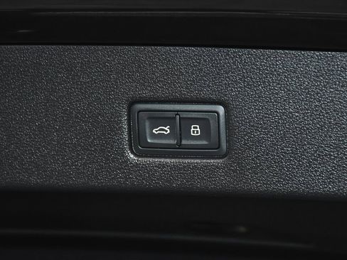 Used 2023 Audi RS 7 Sportback w/ Black Optic Package image 86