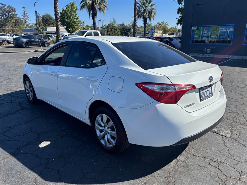 Used 2016 Toyota Corolla LE FWD image 7