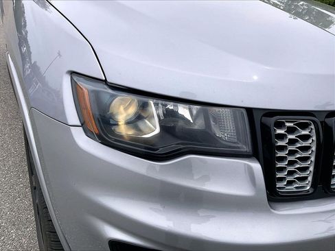 Used 2021 Jeep Grand Cherokee Laredo X AWD/4WD image 28