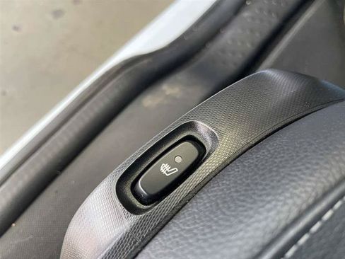 Used 2016 smart fortwo Coupe RWD image 30