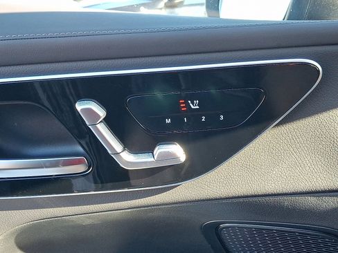 New 2026 Mercedes-Benz GLC 300 image 13