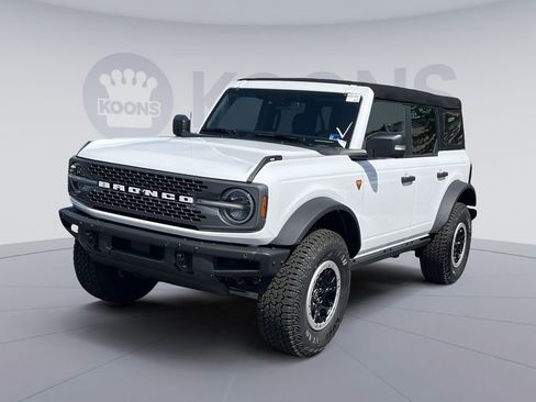 New 2025 Ford Bronco Badlands AWD/4WD image 5