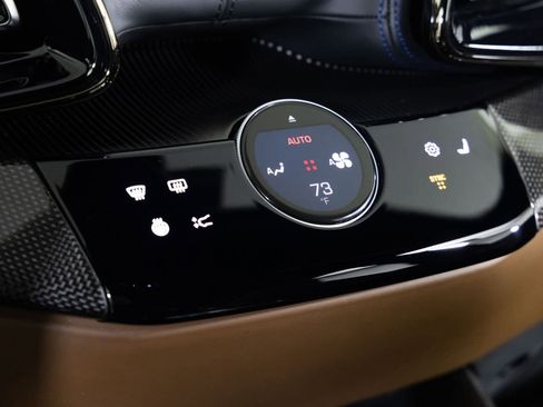 Used 2024 Ferrari Purosangue image 30