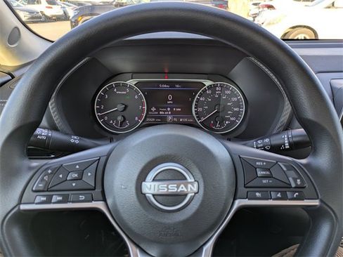 Used 2024 Nissan Sentra SV w/ Lighting Package image 25