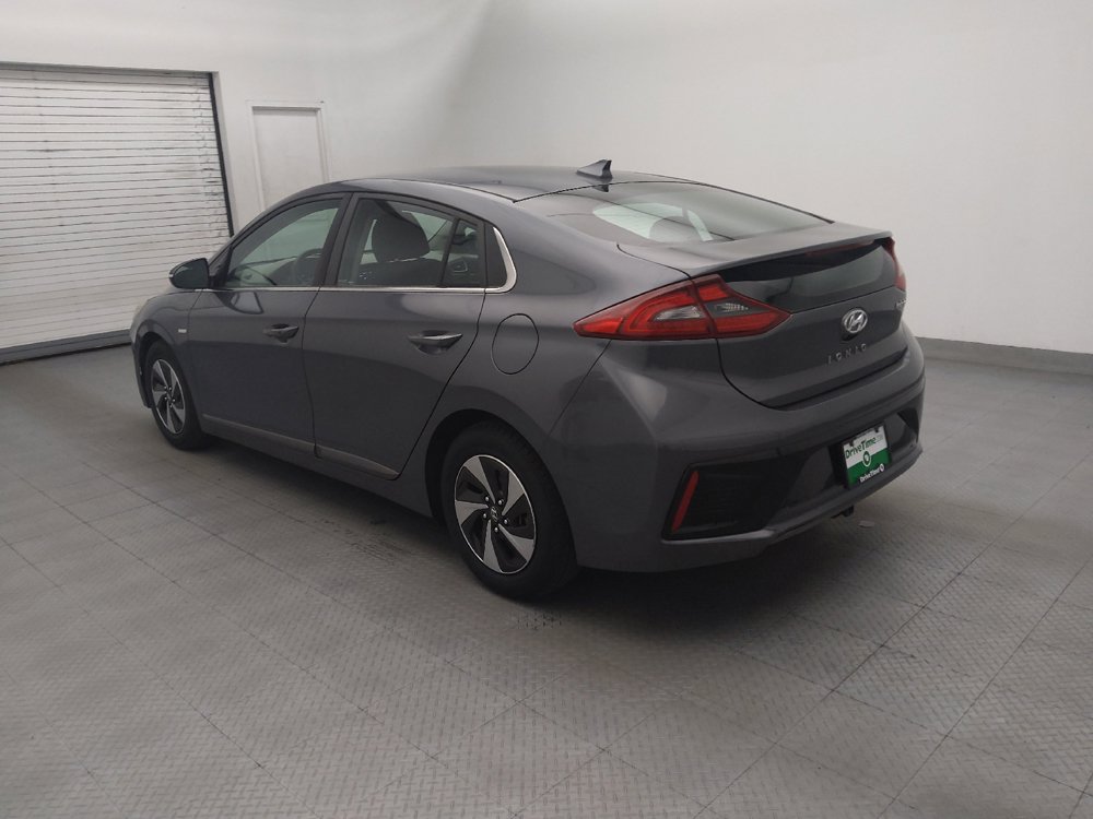 Used 2017 Hyundai Ioniq SEL w/ Tech Package 02 FWD image 5