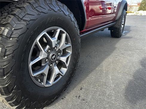 Certified 2025 Ford Bronco Badlands image 12