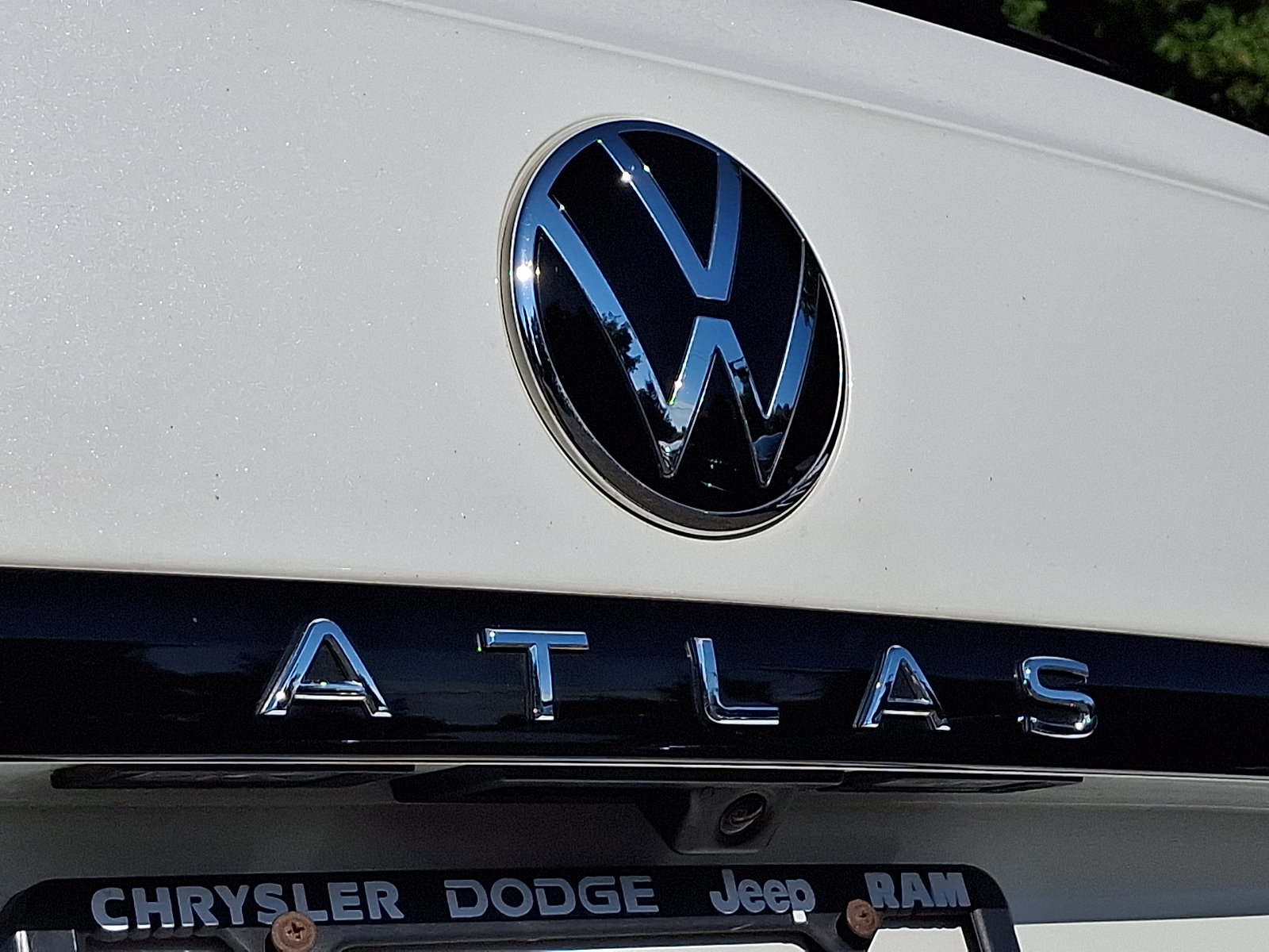 Used 2023 Volkswagen Atlas Cross Sport SEL R-Line AWD/4WD image 30