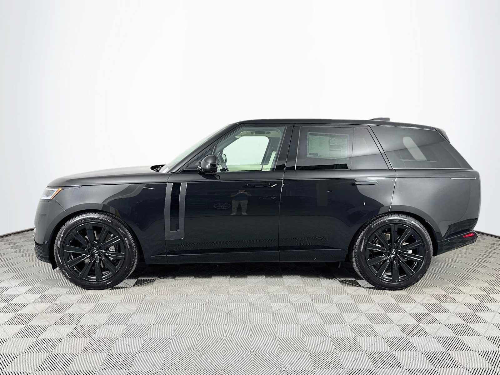 New 2027 Land Rover Range Rover SE AWD/4WD image 8
