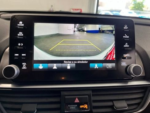 Used 2019 Honda Accord Touring image 28