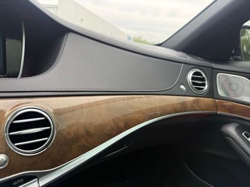 Used 2015 Mercedes-Benz S 550 Sedan image 33