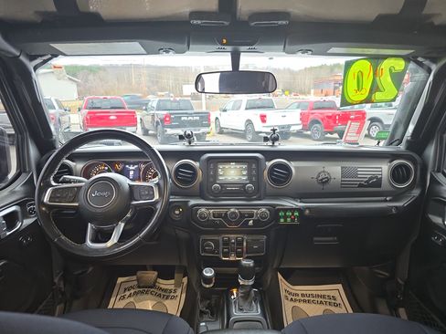 Used 2020 Jeep Gladiator Sport w/ Quick Order Package 24S image 16