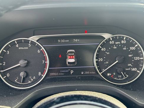 Used 2023 Nissan Rogue SV w/ SV Premium B Package FWD image 8