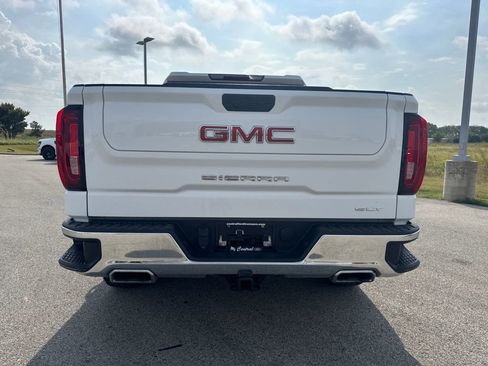 Used 2023 GMC Sierra 1500 SLT w/ SLT Premium Package image 4
