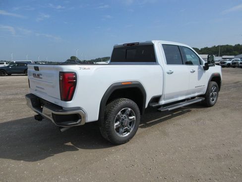 New 2026 GMC Sierra 2500 SLT w/ SLT Premium Package AWD/4WD image 5