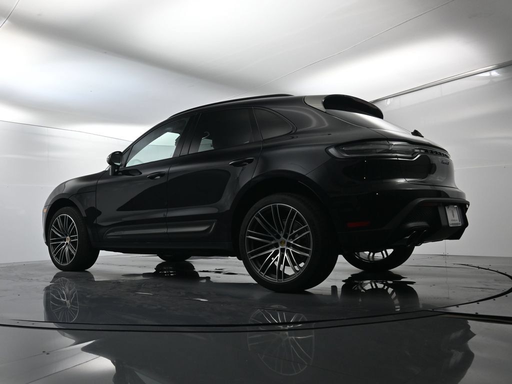 Certified 2026 Porsche Macan Turbo AWD/4WD image 46