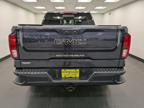 Used 2022 GMC Sierra 1500 Elevation w/ Preferred Package image 5