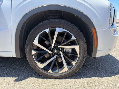 Used 2023 Mitsubishi Outlander SEL AWD/4WD image 10