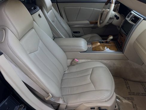 Used 2009 Cadillac XLR RWD image 22