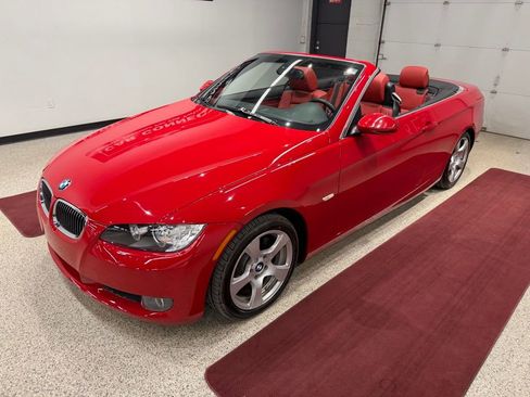 Used 2007 BMW 328i Convertible image 3