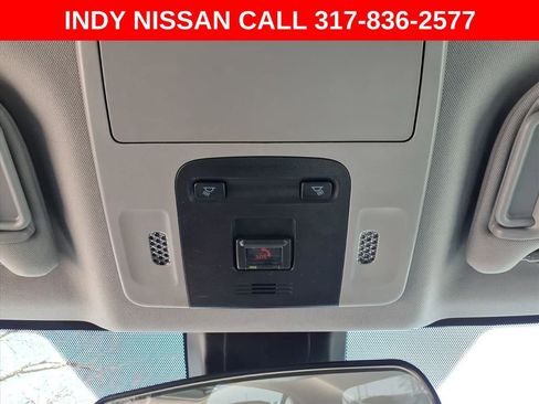 Used 2022 Toyota Camry SE image 25