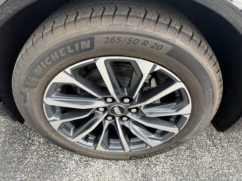 New 2026 Cadillac Lyriq Sport image 7