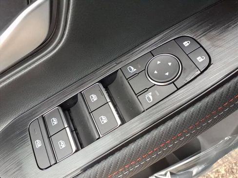 New 2026 Nissan Kicks SR image 18