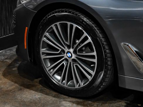 Used 2019 BMW 540i xDrive AWD/4WD image 58