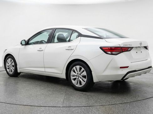 Used 2025 Nissan Sentra S FWD image 6