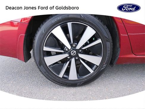 Used 2022 Nissan Altima 2.5 SV image 11