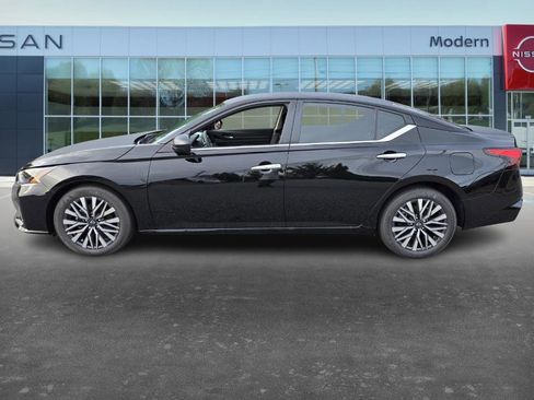 New 2025 Nissan Altima 2.5 SV image 7