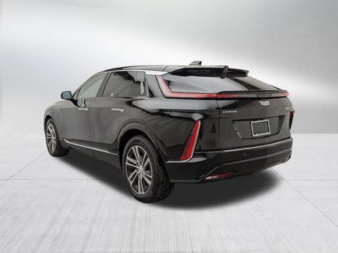 New 2026 Cadillac Lyriq Luxury image 7