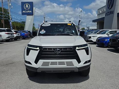Used 2025 Lexus GX 550 AWD/4WD image 9