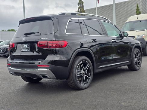New 2026 Mercedes-Benz GLB 250 4MATIC image 6