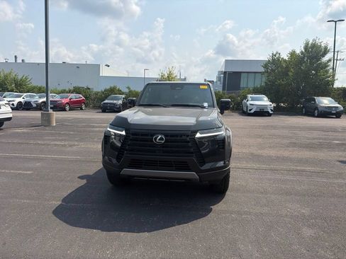Used 2026 Lexus GX 550 AWD/4WD image 9
