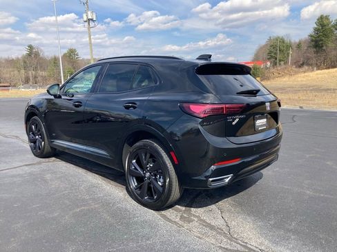 Used 2025 Buick Envision Sport Touring AWD/4WD image 5