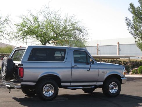 Used 1994 Ford Bronco XL image 6