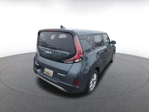 Used 2025 Kia Soul LX w/ LX Technology Package image 7