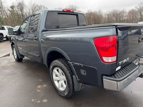 Used 2014 Nissan Titan SV image 10
