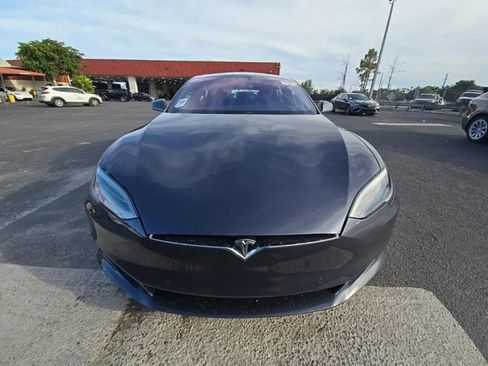 Used 2017 Tesla Model S 75 RWD image 2