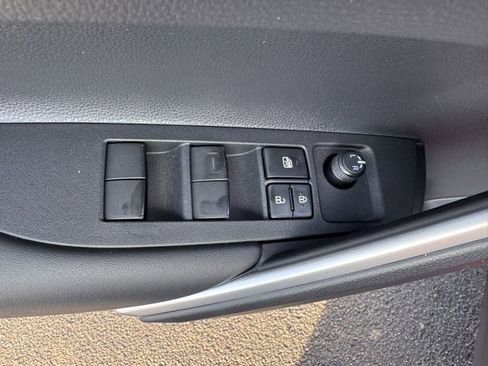 Certified 2024 Toyota Corolla Cross LE image 16