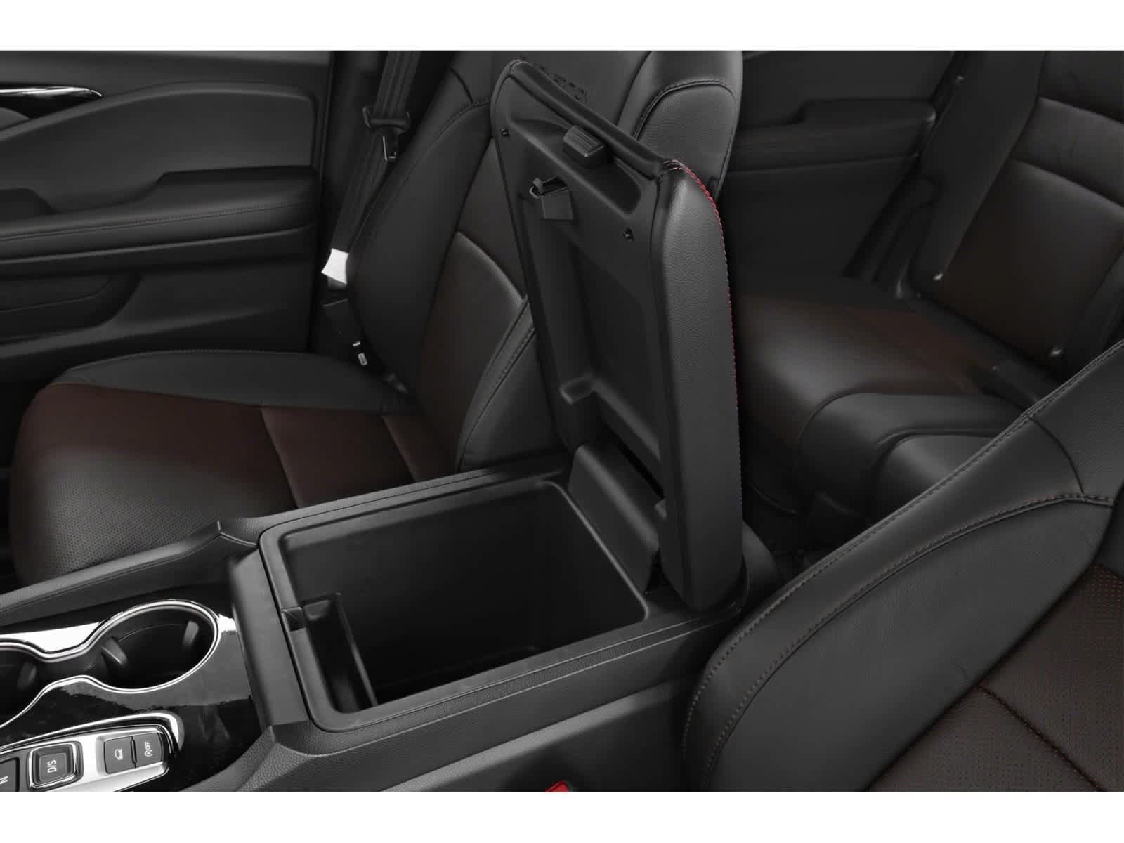 Used 2025 Honda Passport Black Edition image 9