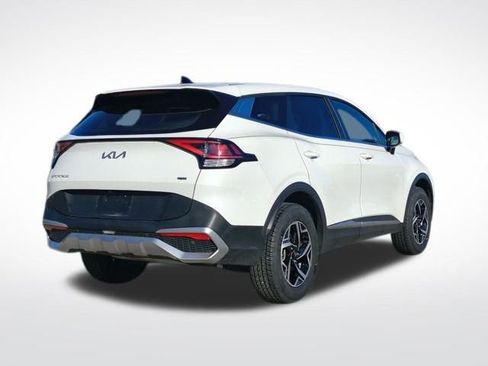 Certified 2023 Kia Sportage LX image 12